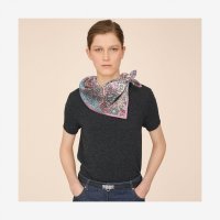 scarf-90--003531S 02-worn-6-300-0-2048-2048.jpg