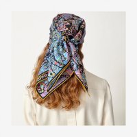 scarf-90--003531S 12-worn-7-300-0-2048-2048.jpg
