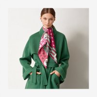 scarf-90--003535S 01-worn-7-300-0-2048-2048.jpg
