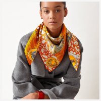scarf-90--003535S 10-worn-7-50-0-2048-2048.jpg
