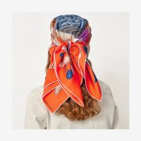 scarf-90--003560S 12-worn-7-300-0-2048-2048.jpg