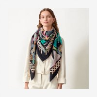 scarf-140--242750S 10-worn-7-300-0-2048-2048.jpg