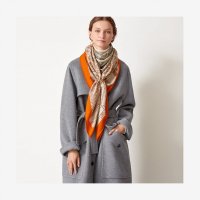 scarf-140--243373S 05-worn-7-300-0-2048-2048.jpg