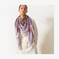 scarf-140--243433S 04-worn-7-300-0-2048-2048.jpg