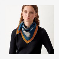 scarf-90--983588S 03-worn-7-300-0-2048-2048.jpg