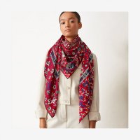 scarf-140--243534S 06-worn-7-300-0-2048-2048.jpg