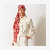 scarf-140--243534S 14-worn-7-300-0-2048-2048.jpg