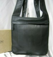  coralcalla17 fake coach D1E-9405 US front 2.jpg