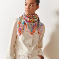 exposition-universelle-scarf-90--003536S 02-worn.jpg