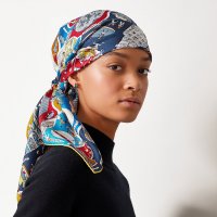 exposition-universelle-scarf-90--003536S 05-worn.jpg