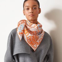 exposition-universelle-scarf-90--003536S 11-worn.jpg