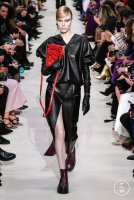 valentino-aw20-0015-5cf2d8.jpg