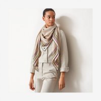 scarf-140--213600S 01-worn-7-300-0-2048-2048.jpg