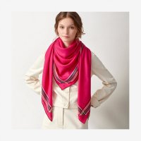 scarf-140--213600S 08-worn-7-300-0-2048-2048.jpg