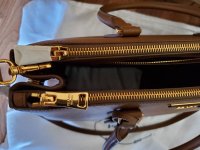prada 7.jpg