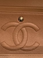 CC chanel 16 B.jpg