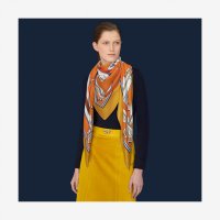 scarf-140--433582S 06-worn-6-300-0-2048-2048.jpg