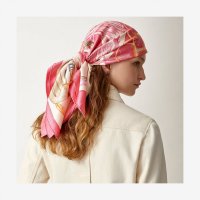 scarf-90--003533S 17-worn-7-300-0-2048-2048.jpg