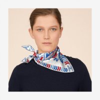 scarf-45--892552S 13-worn.jpg