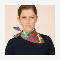 scarf-90--893586S 01-worn.jpg