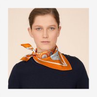 scarf-45--893502S 09-worn.jpg
