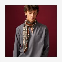 scarf-100--103459T 12-worn.jpg