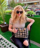 Julie houndstooth.JPG Julie houndstooth.JPG