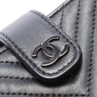 I1-K94729-Chanel-Kosmetiketui-d8.jpg