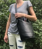 rb.moore A5X-9085 Vintage-COACH-XL-Black-Leather-Duffle-Sac-Bucket-_57.jpg