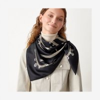 le-tresor-de-medor-bijou-scarf-90--593457S 01-worn-7-300-0-2048-2048.jpg