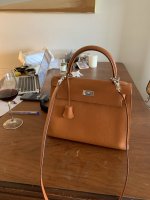 The Hermès Kelly Bag will never go out of style, and here's proof