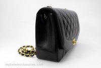2_CHANEL_Black_Lambskin_Medium_Diana_Flap_Bag_Gold_Hw-5__61780.1599817814.1280.1280__93575.159...jpg