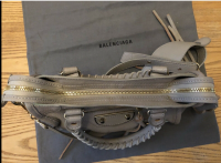 Balenciaga 3.PNG