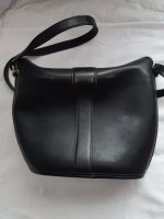 10112020 black V.jpg
