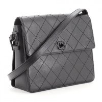 63844-1_20Chanel_20Vintage_20CC_20Flap_20Shoulder_20Bag_20Quilte_2D_0003.jpg