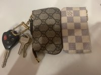 Louis Vuitton Key Pouch VS Gucci Jumbo GG Key Case, Comparison