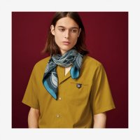 scarf-90--353566T 02-worn-8-300-0-2048-2048.jpg