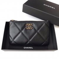 _new__authentic_chanel_19_new_small_size_o_case_black_gold_hardware_series_29_1580816493_af1e7...jpg
