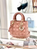 4DB943DF-6003-49AE-8AED-C566588CB727.jpeg