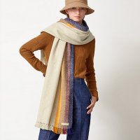 yak-stole--699070S 01-worn-7-0-0-720-720_b.jpg