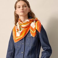 en-roue-libre-wash-scarf-90--073683S 03-worn-7-0-0-1700-1700-q99_b.jpg