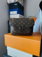 Louis Vuitton- Chain Passy Bag Glazing Issues😔 