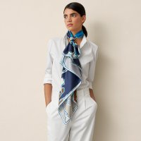 la-danse-des-chevaux-double-face-scarf-90--903576S 03-worn-8-0-0-1700-1700-q99_b.jpg