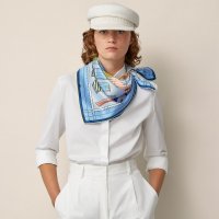 pret-a-porter-scarf-70--983601S 12-worn-7-0-0-1700-1700-q99_b.jpg