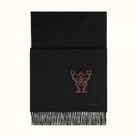 echarpe-patch-cuir-mr-farrier--393776T 01-folded-1-300-0-1440-1440_b.jpg