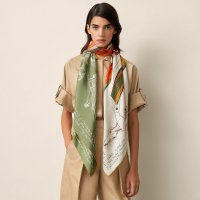 le-pegase-d-hermes-cut-wash-scarf-140--653694S 10-worn-7-0-0-1700-1700-q99_b.jpg
