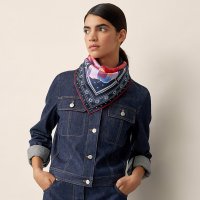 couvertures-et-tenues-de-jour-bandana-55--043710SU02-worn-7-0-0-720-720_b.jpg