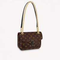 louis-vuitton-passy-monogram-handbags--M45592_PM2_Front view.png.jpeg