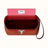 2424-29-multicolor-bag--079056CKAC-above-4-300-0-1440-1440_b.jpg