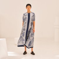robe-esprit-caftan-imprime-l-atelier-de-robert-dallet--1E0520D37S-worn-2-0-0-1700-1700-q99_b.jpg